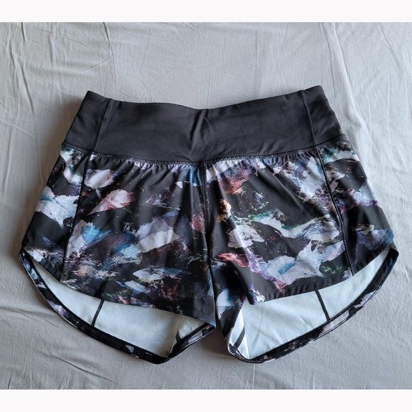 Lululemon Speed Up MR Short 4" (Size 4 tall) - Picture 5 of 10